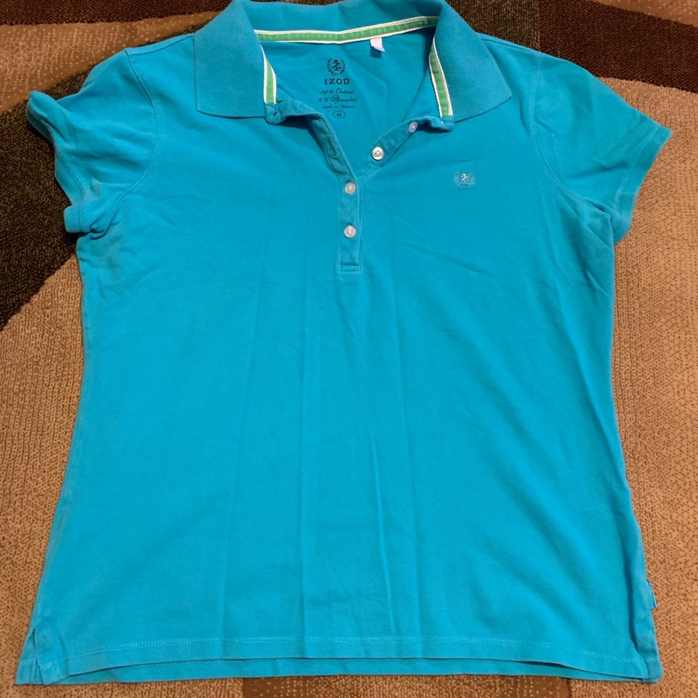 Izod Polo Top. Size M.